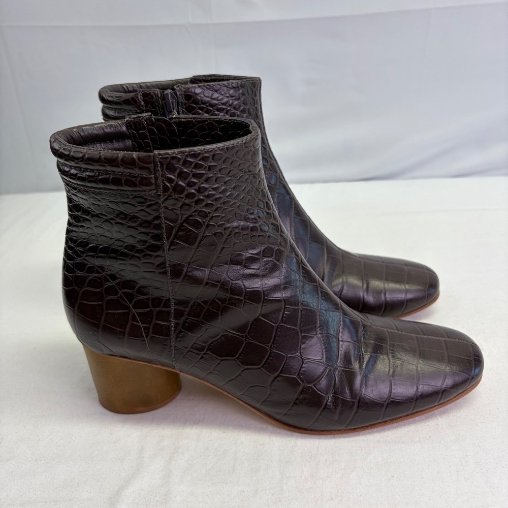 Bernardo‎ Izabella Bootie Croc Embossed Leather Ankle Boots Women 9 Block Heel